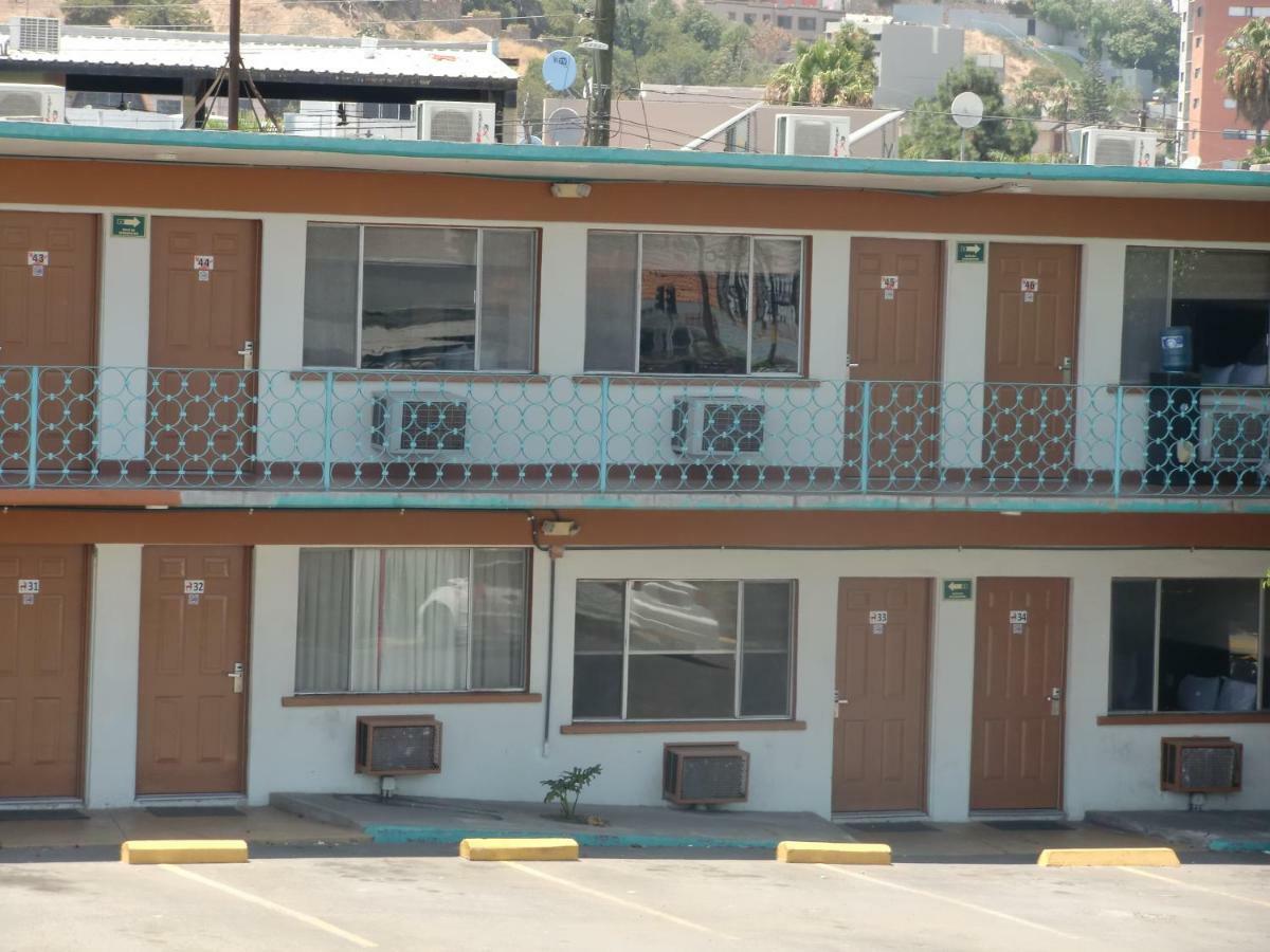 Motel Reno Tijuana Exterior photo